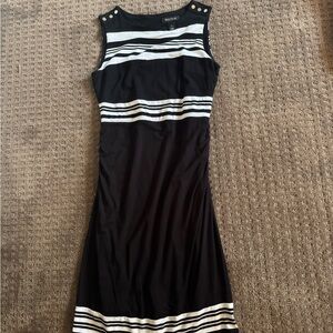 White House Black Market Black and White Knee length Dress size small